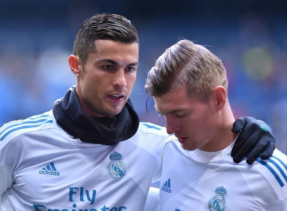 Kroos zgjedh 5 lojtarët më të mirë në historinë e Realit, mungon CR7