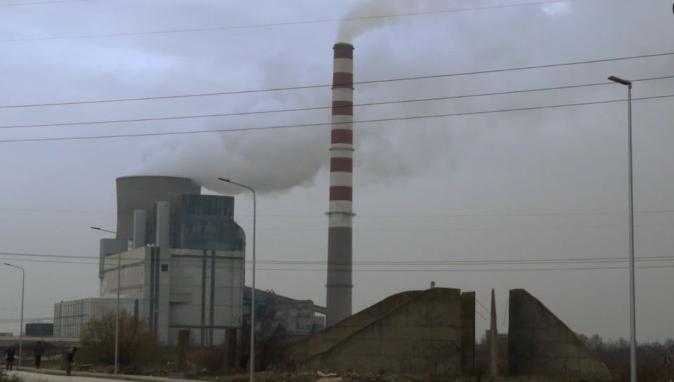 Kosovë, shqetësime për krizën energjetike për shkak të çmimit të lartë të importeve