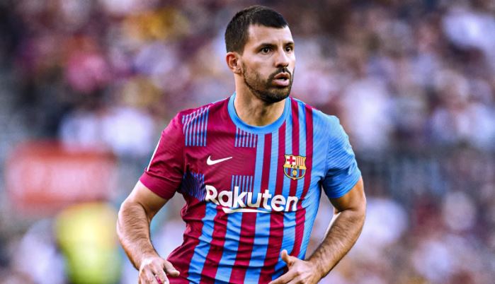 FOTO/ Barcelona, zyrtare: Nesër Aguero në konferencë