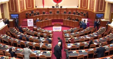 Denar Biba në krye të “Konkurrencës”, 2 vota të PS kundër, opozita jep “OK” për disa marrëveshje