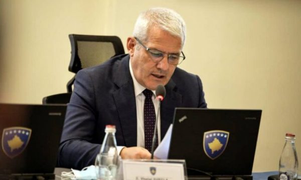 Dyshime për rrjedhje informatash për aksionin në veri, Sveçla: Po bëhen hetime intensive