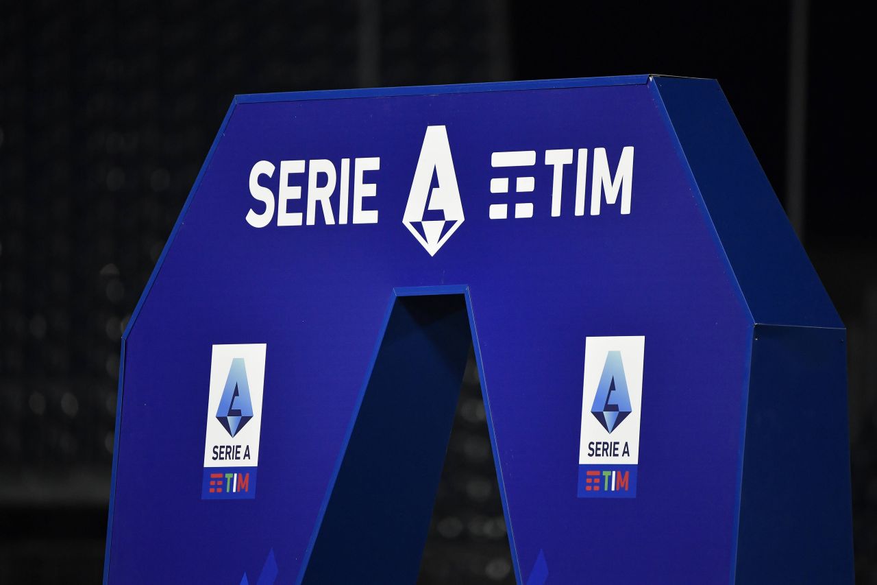 E papritur: Klubi i Serie A shkarkon trajnerin