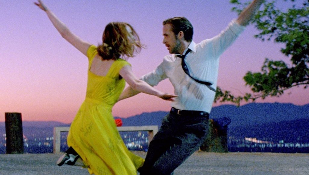 Çfarë ndodh me ju nëse kërceni për 10 minuta çdo mëngjes