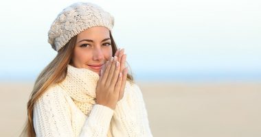 Jo vetëm në verë, 4 arsye pse duhet të përdorim krem mbrojtës ndaj diellit edhe në dimër
