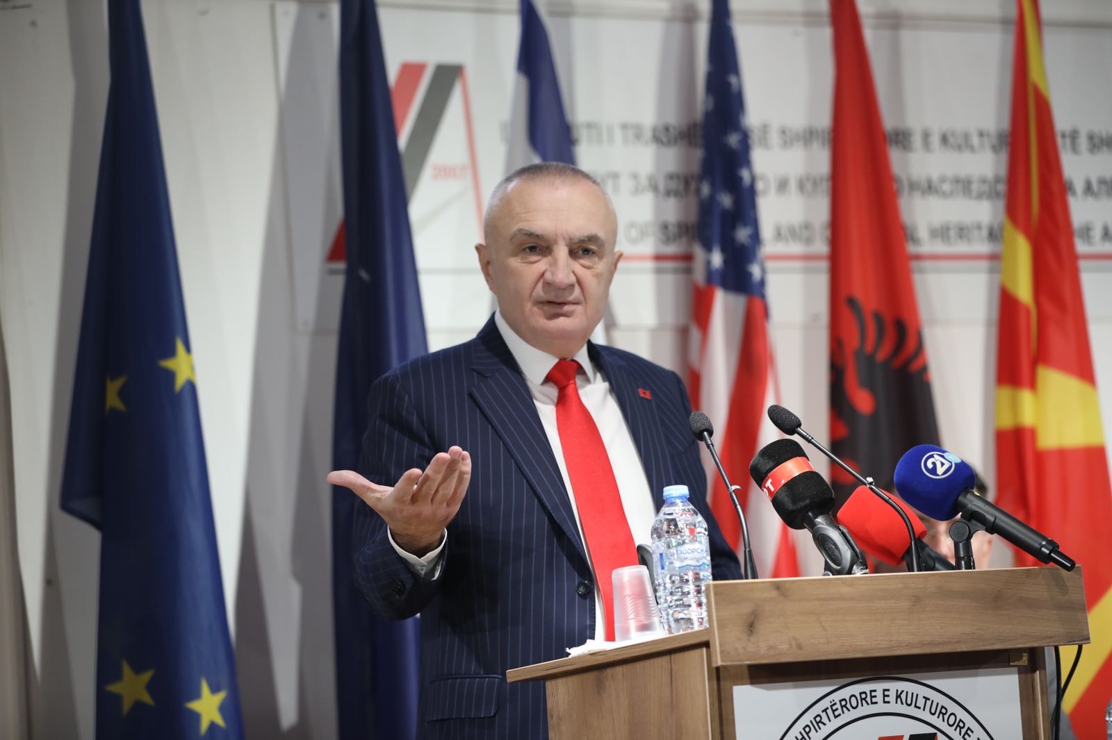 Meta: “Rivizatimi” i kufijve në rajon nuk është zgjidhje, s’ka kombe të vogla dhe të mëdha