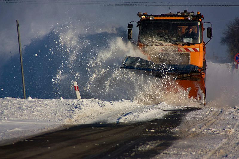 E pazakontë, borëpastruesja dëmton 40 makina dhe plagos  12 persona në SHBA