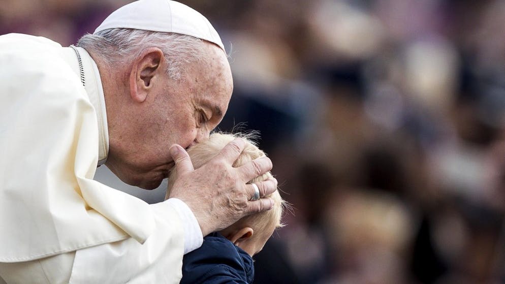 Orientimi seksual i fëmijëve, Papa Françesku: Prindërit duhet ti përkrahin, jo ti dënojnë