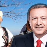 “Erdogan nuk bën më nëna”, grupi polifonik i këndon presidentit turk sot në Laç?