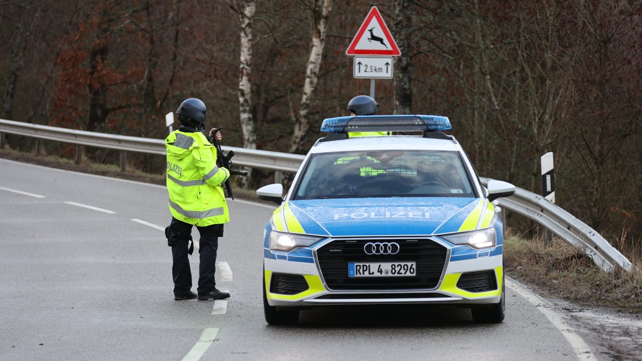 “Po na qëllojnë, ndaluan për kontroll një automjet të dyshimtë, vriten dy policët në Gjermani