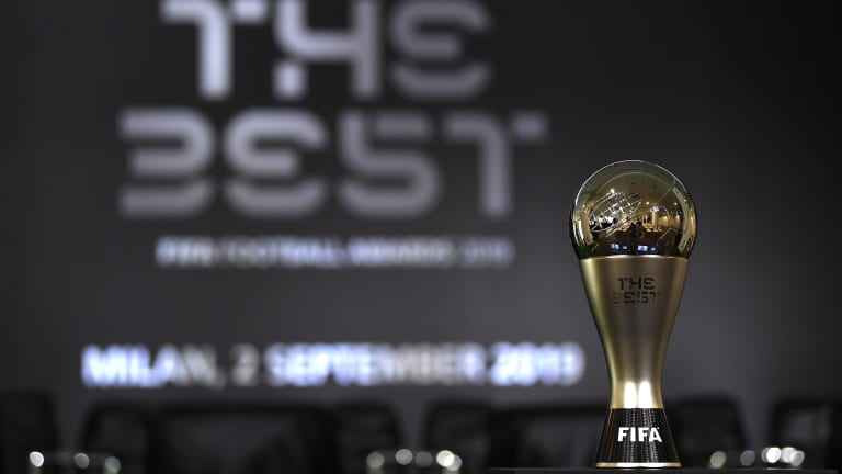 FIFA shpalos 3 finalistët për portierin më të mirë të vitit