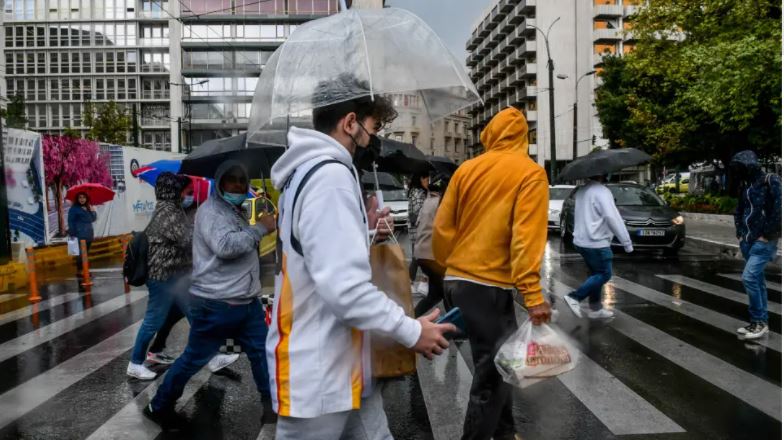 Greqia nën “pushtetin” e Omicron, më shumë se 32 mijë raste të reja dhe 80 viktima