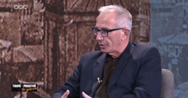 Marku: Çështja e bashkimit mes Shqipërisë dhe Kosovë duhet artikuluar zgjuar, jemi shoqëri që s’reagojmë