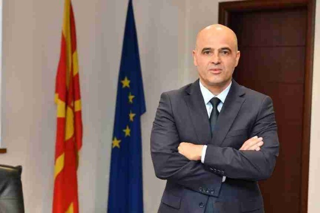 Qeveria e re në Maqedoni me 7 ministra të rinj, 3 i merr “Alternativa”