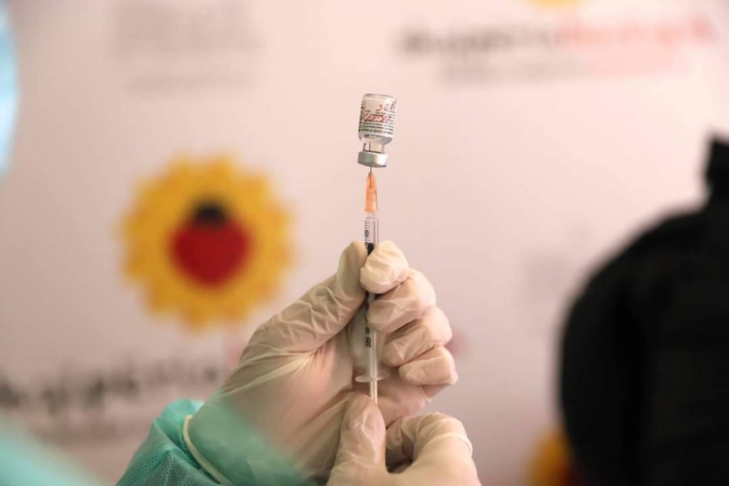 Ministria e Shëndetësisë publikon të dhënat: Mbi 2 milionë vaksinime në Shqipëri