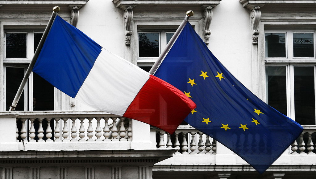 Franca merr drejtimin e Presidencës së BE-së