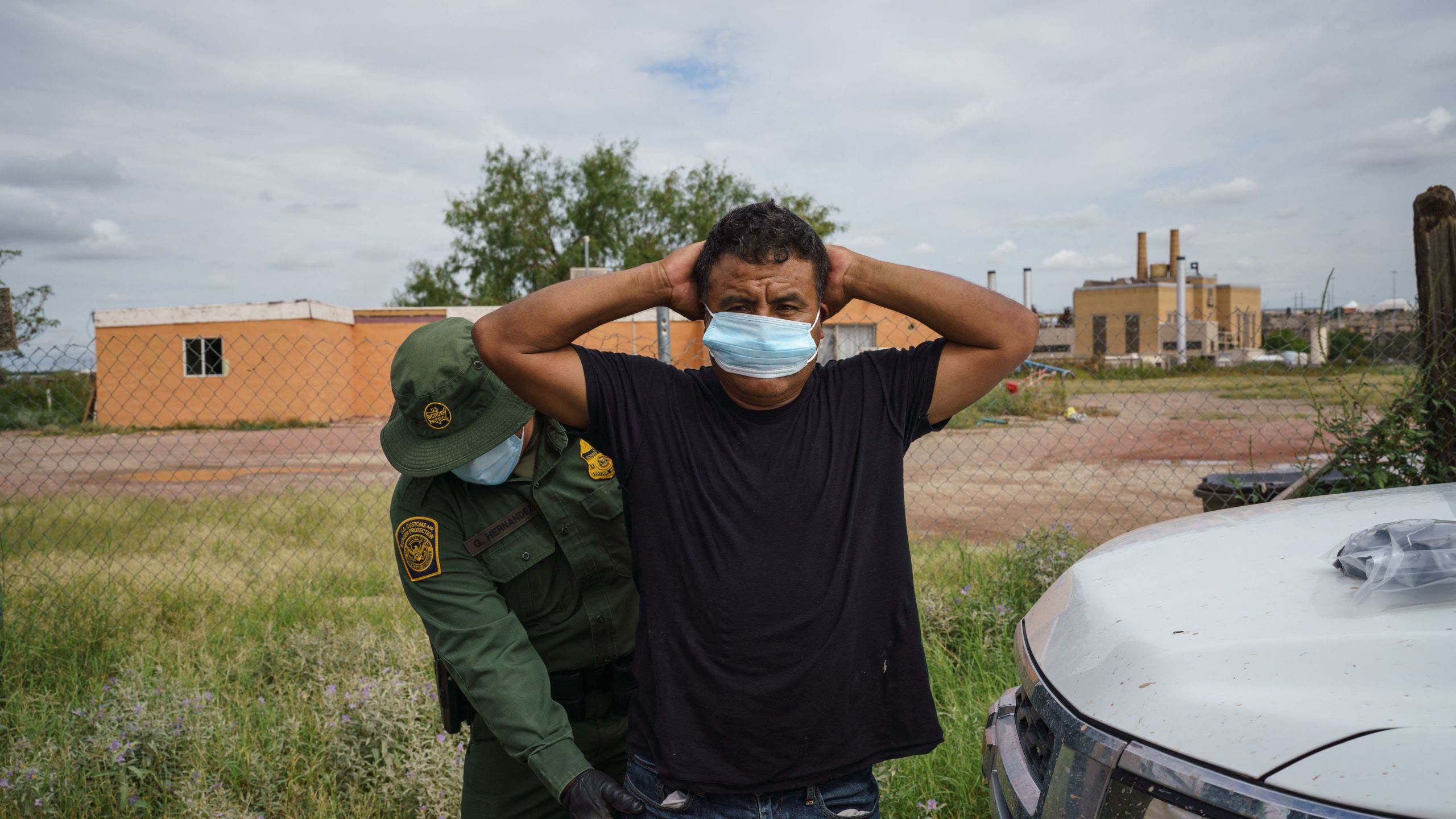 Mbi 2 milion emigrantë të arrestuar në kufirin e SHBA-së gjatë 2021