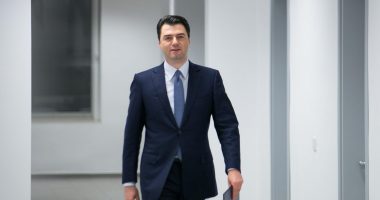 Basha uron Sulltan Novruzin: Ditë e bekuar një ogur i mbarë për çdo shqiptar