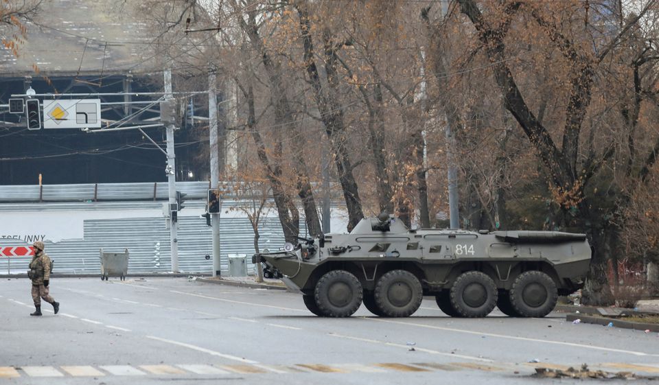 Trupat ruse kthehen nga Kazakistani