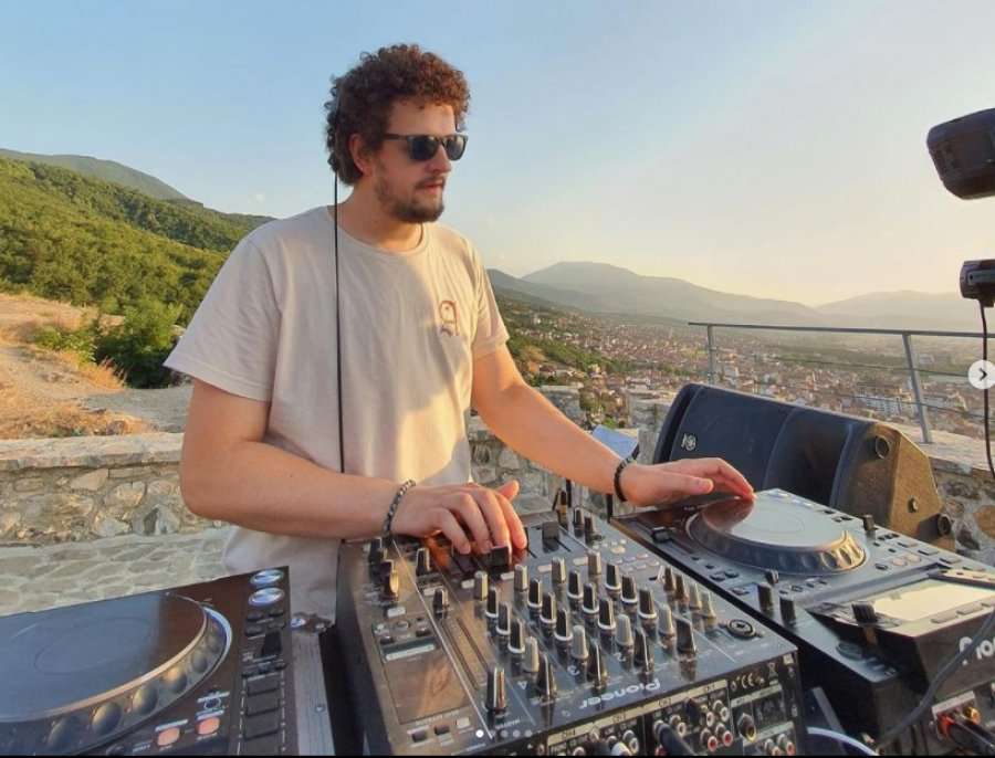 Ndahet nga jeta në moshë 27-vjeçare DJ i njohur shqiptar