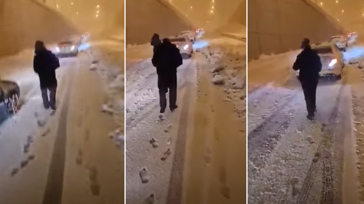 VIDEO emocionuese! Prindi përqafon fëmijën dhe ecën 2.5 km në mes të dëborës