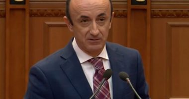 Deputeti i PD: Kriminaliteti jashtë kontrollit, makinat luksoze qarkullojnë me simbole të Kuvendit