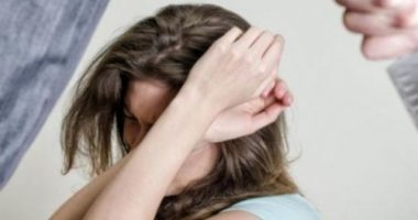 Nuk u kishte “dalë pija” akoma , dy persona në Librazhd dhe Elbasan rrahin nënën dhe gruan