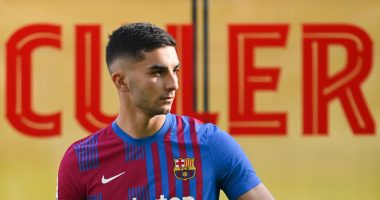 &ldquo;Ylli&rdquo; spanjoll me &ldquo;valixhe n&euml; duar&rdquo;, Ferran Torres d&euml;shiron minuta ose largimin nga Bar&ccedil;a