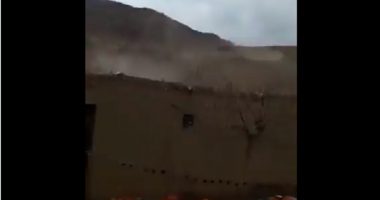 Tunden malet, tymi mbulon gjithçka: Tërmeti i fuqishëm godet Afganistanin