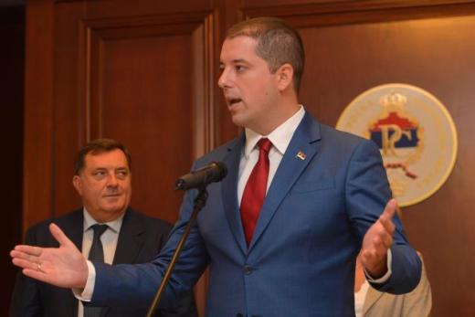 SHBA vendosi sanksione Dodikut, ambasadori serb në Washington shkon për ta mbështetur