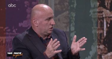 Bashkimi Kosovë-Shqipëri, Mero Baze: Nuk është më tabu, Serbia kërkon riformatim të Ballkanit