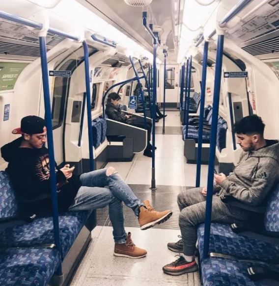FOTO/ Lojtarët të cilëve u pëlqen të udhëtojnë me tren