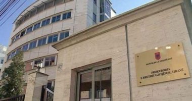 Prokuroria e Tiranës merr të pandehur 10 persona/ Ndërtuan vila me dokumente të falsifikuara, sekuestrohen ndërtimet