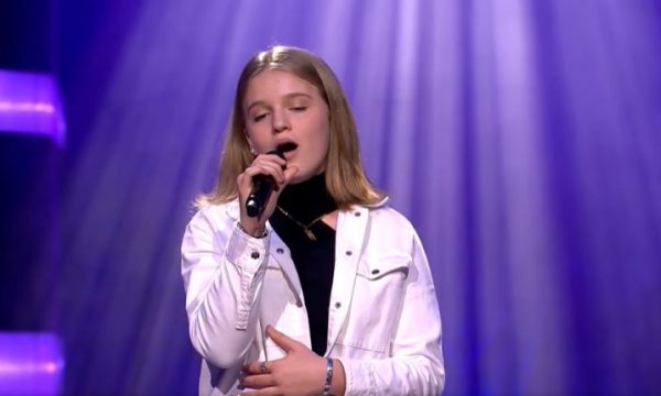 16-vjeçarja shqiptare mahnit jurinë e “The Voice of Finland”, ngrihen në këmbë dhe e duartrokasin