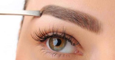 Po përpiqeni të keni vetulla më të trasha? Kujdes nga ky gabim