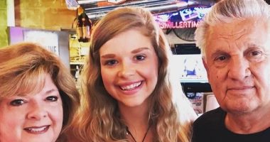 Një grua që bëri një test ADN-je për të mësuar më shumë për familjen e babait të saj zbuloi se ajo nuk ishte vajza e tij biologjike