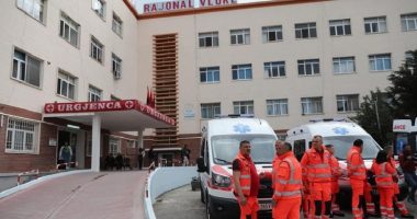 Makina merr para biçikletën, humb jetën i moshuari në Vlorë