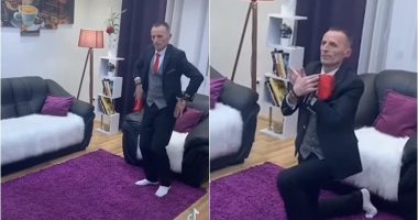 “E kuptoni ku kemi arritur”, këngëtari shqiptar ka një kërkesë publike për mësuesin që u bë viral në TikTok