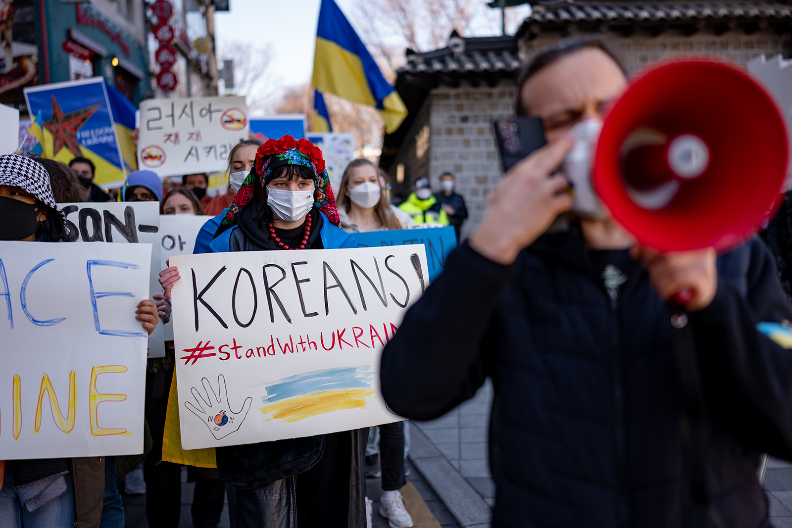 Koreja E Jugut Gati Sanksionet Kundër Rusisë Dërgon Ndihma Humanitare Në Ukrainë Abc News