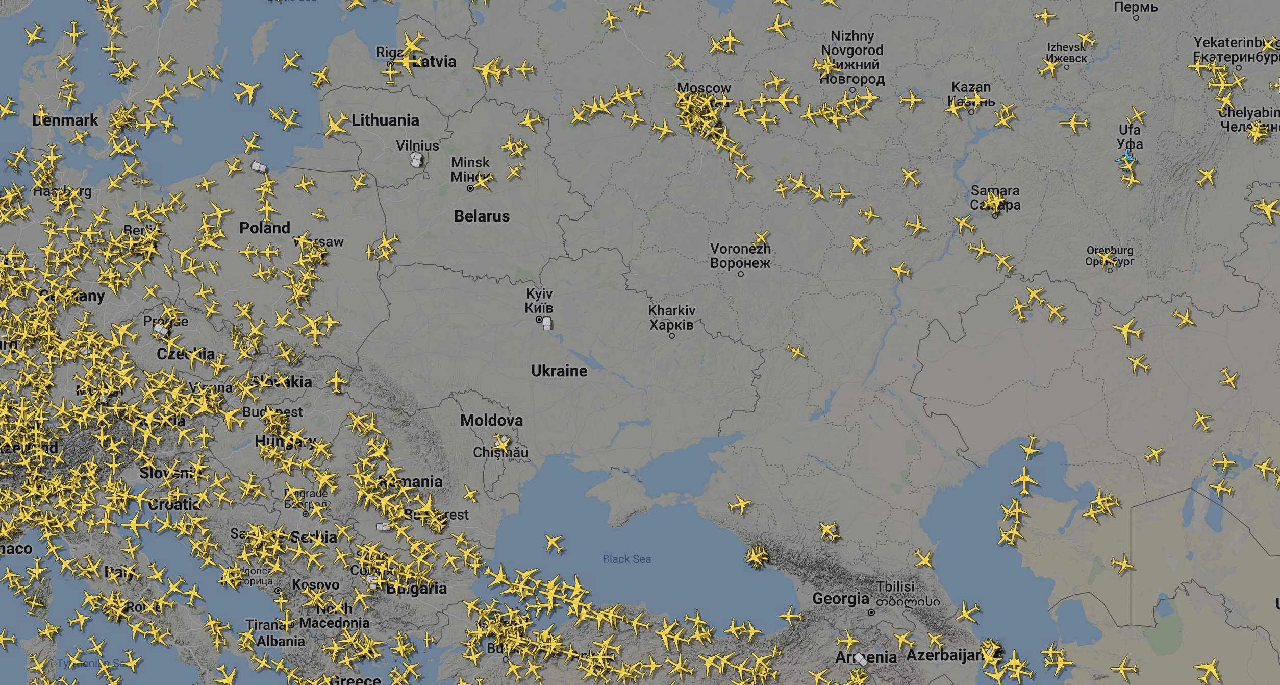 Luftë në Evropë, pamjet nga “Flightradar”: Asnjë avion mbi Ukrainë