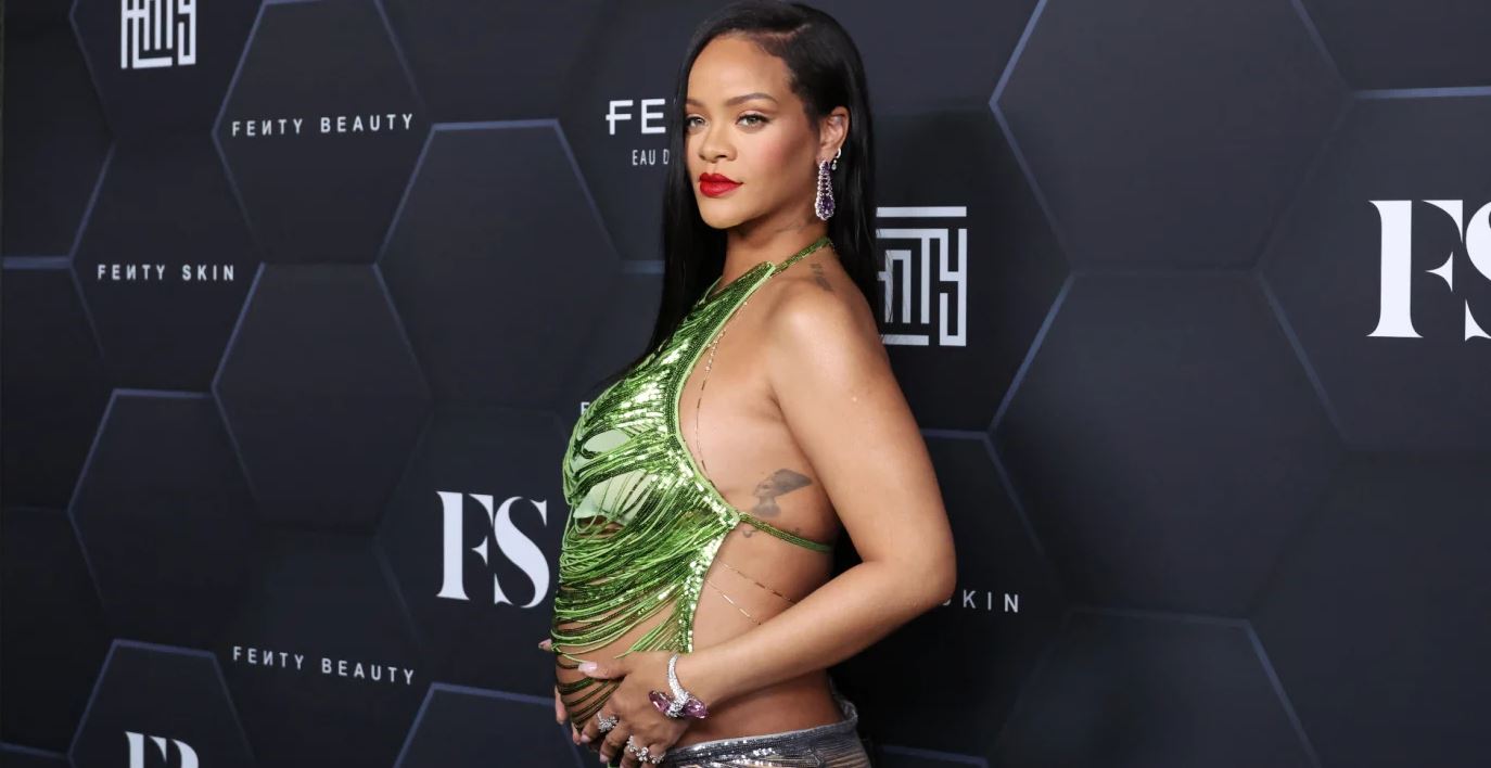 Rihanna flet për shtatzëninë e saj: Është e mrekullueshme por jam e lodhur