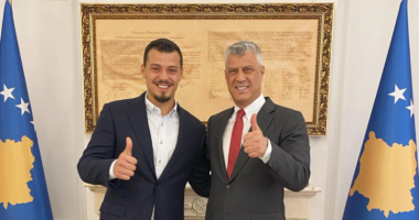 “Faleminderit që na solle lirinë”, djali i Hashim Thaçit poston videon emocionuese