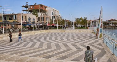 Dy gra në Belsh përleshen me grushte dhe sende të forta