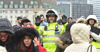 Objekt i dyshimtë në mes të rrugës, bllokohet qarkullimi në katër ura në Londër