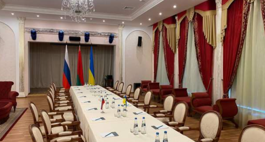 Kremlini njofton orën se kur do të nisin bisedimet me delagacionin e Ukrainës