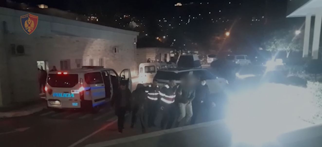 E kishin kthyer tregtinë e drogës në biznes familjar, arrestohen dy djemtë në Përmet, babai nën hetim