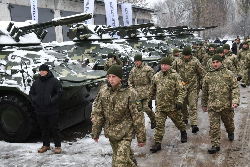 NATO nuk beson te tërheqja e trupave ruse