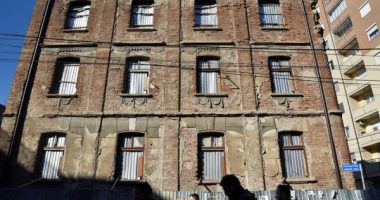 Shtëpia e Xhafer Devës lajm nëpër botë, e publikon edhe Reuters