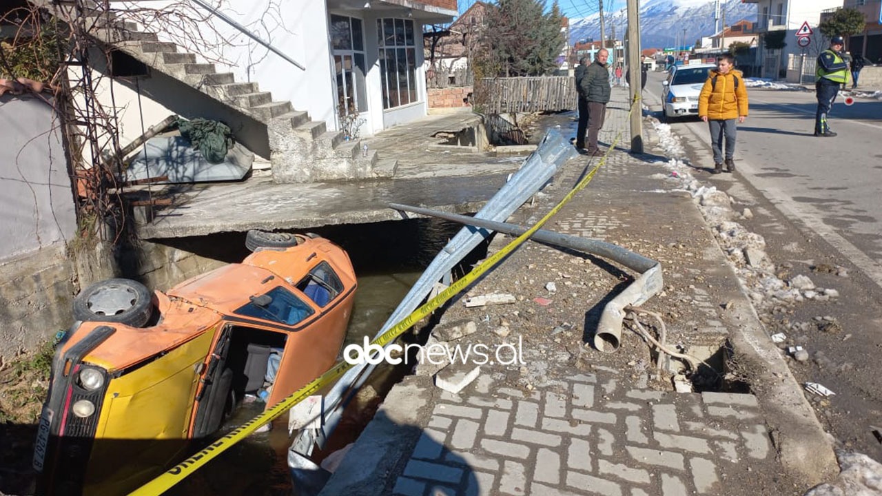 Makina përfundon në kanal, një i lënduar në Pogradec