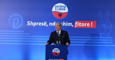 “Ish-kryetarit i bëri magji”, Berisha mesazh Ramës e Bashës: Do përfundoni në koshin e plehrave të historisë