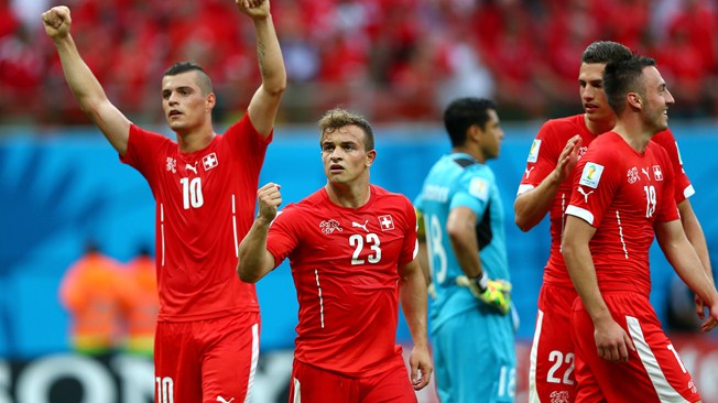 “Vendim i panegociueshëm”, kombëtarja e Zvicrës refuzon të luajë kundër Rusisë